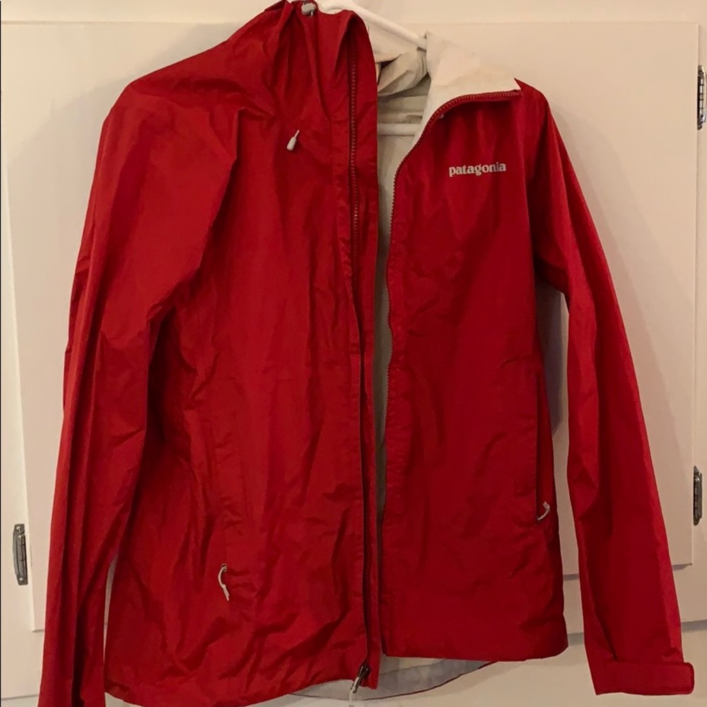 Patagonia Torrentshell Rain Jacket - like new